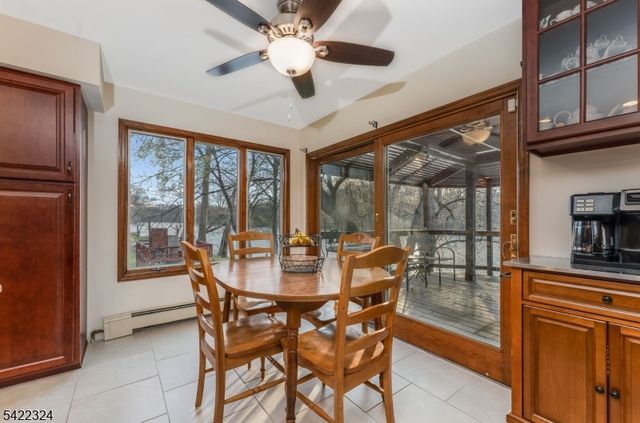 9 Riveredge Ln, Harmony Twp., NJ 08865