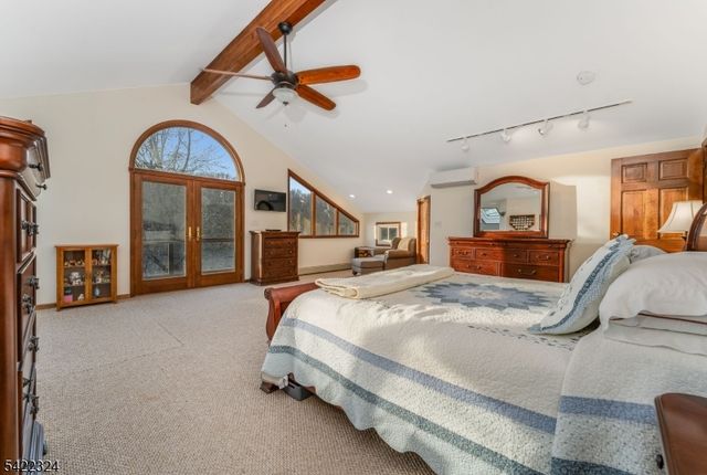 9 Riveredge Ln, Harmony Twp., NJ 08865