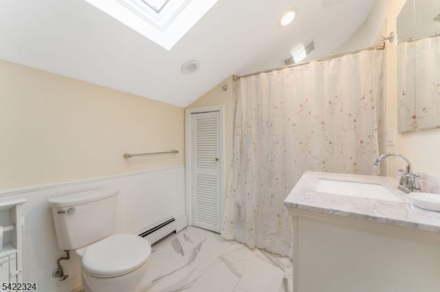 9 Riveredge Ln, Harmony Twp., NJ 08865