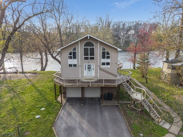 9 Riveredge Ln, Harmony Twp., NJ 08865