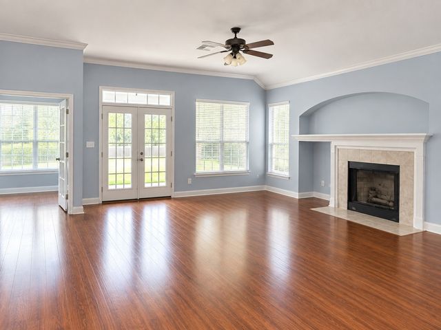 8004 Laurel Hill Drive, Shreveport, LA 71115