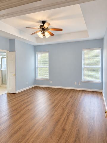 8004 Laurel Hill Drive, Shreveport, LA 71115