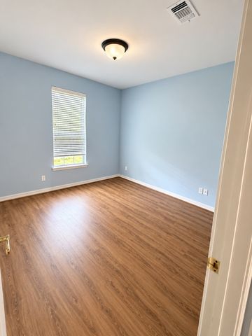8004 Laurel Hill Drive, Shreveport, LA 71115