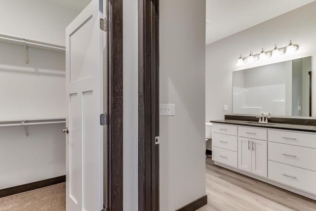 4058 Brooke Elizabeth DRIVE, Onalaska, WI 54650