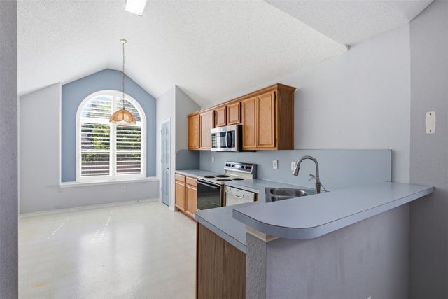 140 Woodcreek Drive, Rockwall, TX 75032