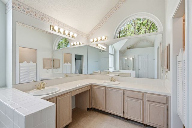 140 Woodcreek Drive, Rockwall, TX 75032