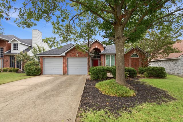140 Woodcreek Drive, Rockwall, TX 75032