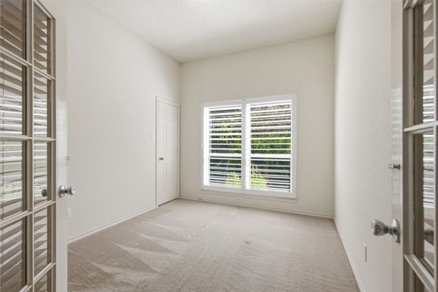 140 Woodcreek Drive, Rockwall, TX 75032