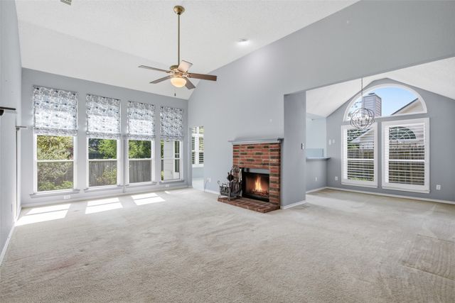 140 Woodcreek Drive, Rockwall, TX 75032