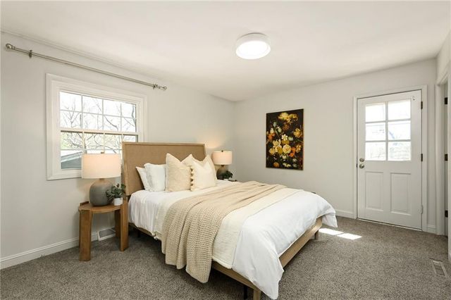 5831 W 87th Terrace, Overland Park, KS 66207