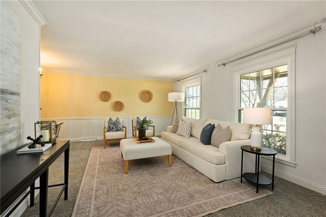 5831 W 87th Terrace, Overland Park, KS 66207