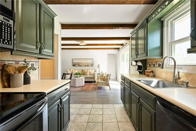 5831 W 87th Terrace, Overland Park, KS 66207