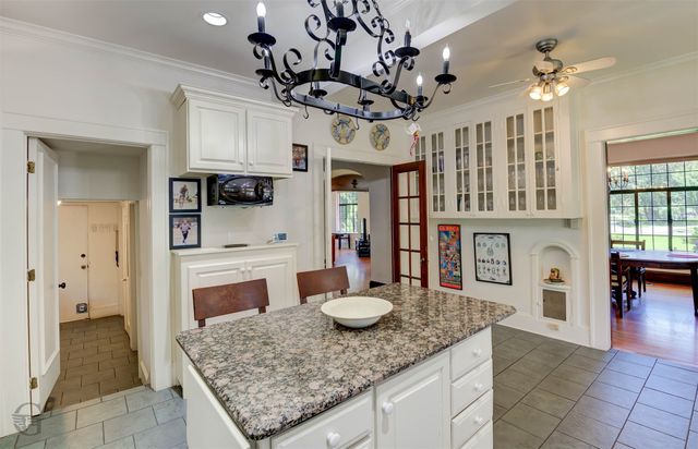 920 Ockley Drive, Shreveport, LA 71106