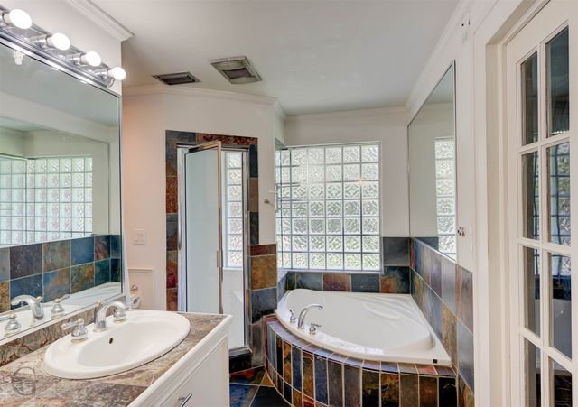 920 Ockley Drive, Shreveport, LA 71106