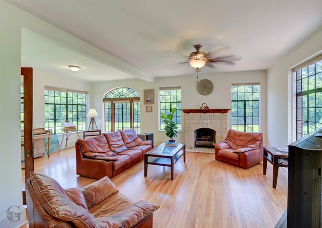 920 Ockley Drive, Shreveport, LA 71106