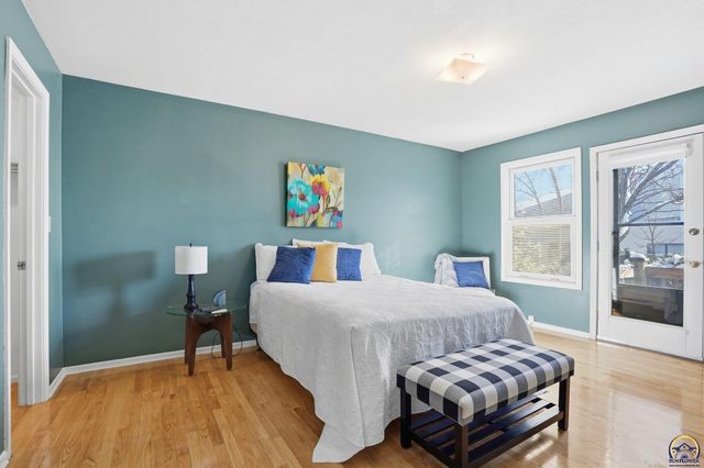 4215 Wimbledon DR, Lawrence, KS 66047