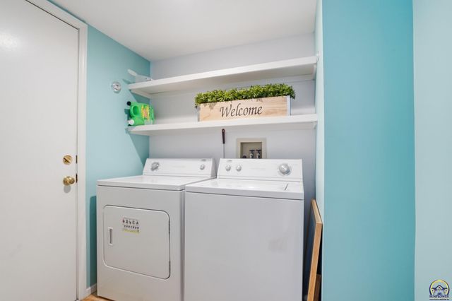 4215 Wimbledon DR, Lawrence, KS 66047