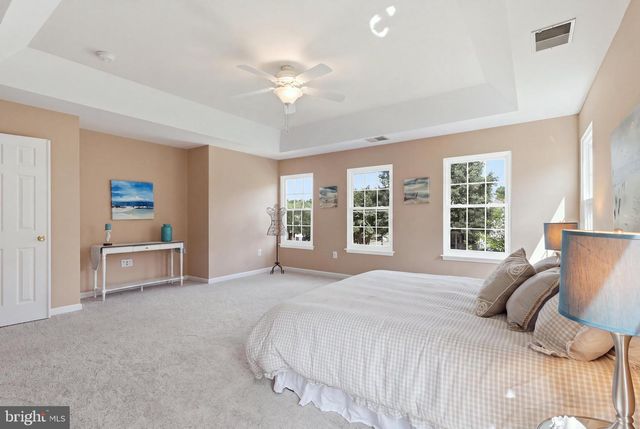 12337 GRIMSBY LN, Bristow, VA 20136