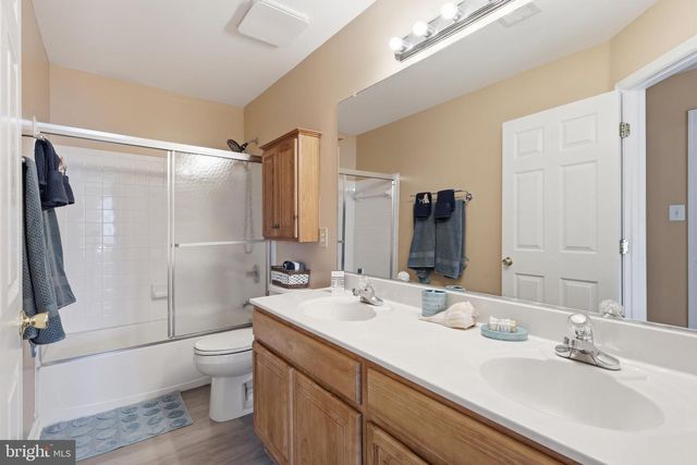 12337 GRIMSBY LN, Bristow, VA 20136