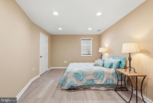12337 GRIMSBY LN, Bristow, VA 20136