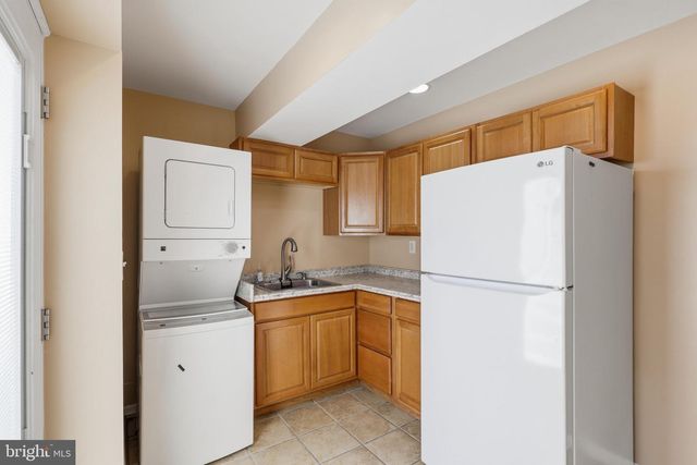 12337 GRIMSBY LN, Bristow, VA 20136