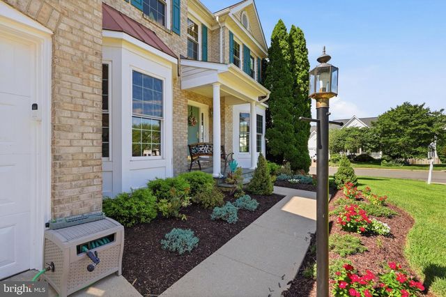 12337 GRIMSBY LN, Bristow, VA 20136