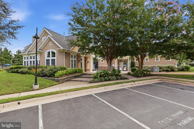 12337 GRIMSBY LN, Bristow, VA 20136