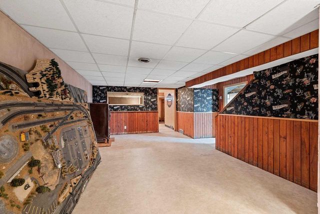 1086 THORNDALE STREET, Green Bay, WI 54304