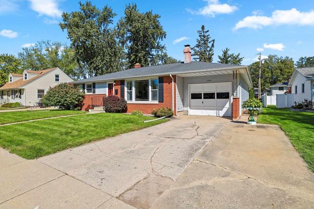 1086 THORNDALE STREET, Green Bay, WI 54304