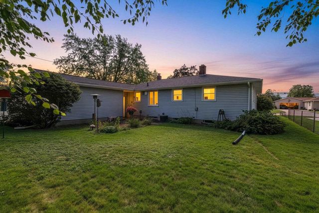 1086 THORNDALE STREET, Green Bay, WI 54304