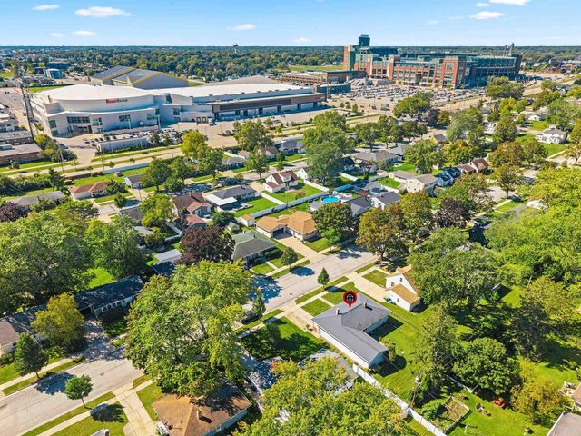 1086 THORNDALE STREET, Green Bay, WI 54304