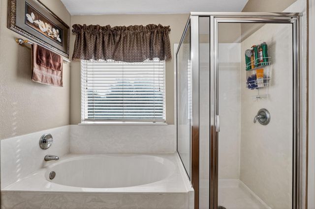 1307 Coral Cay LN, Round Rock, TX 78664