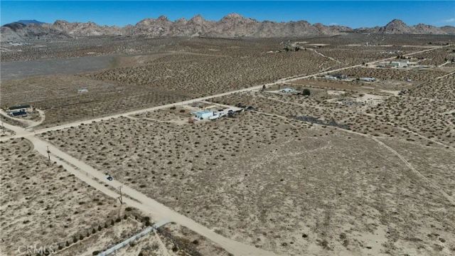 708 Rabbit Springs, Lucerne Valley, CA 92356