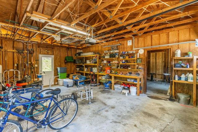 6002 Robert Ruark Drive SE, Boiling Spring Lakes, NC 28461