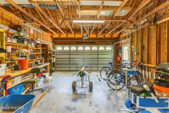 6002 Robert Ruark Drive SE, Boiling Spring Lakes, NC 28461