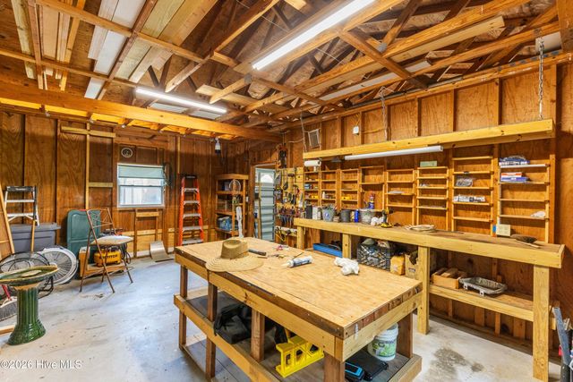 6002 Robert Ruark Drive SE, Boiling Spring Lakes, NC 28461