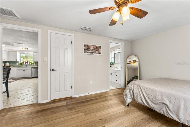 10914 OAKDALE AVENUE, Port Richey, FL 34668