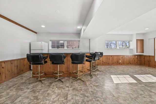 25922 Loomis ROAD, Waterford, WI 53185