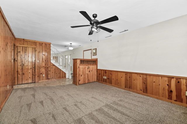 25922 Loomis ROAD, Waterford, WI 53185
