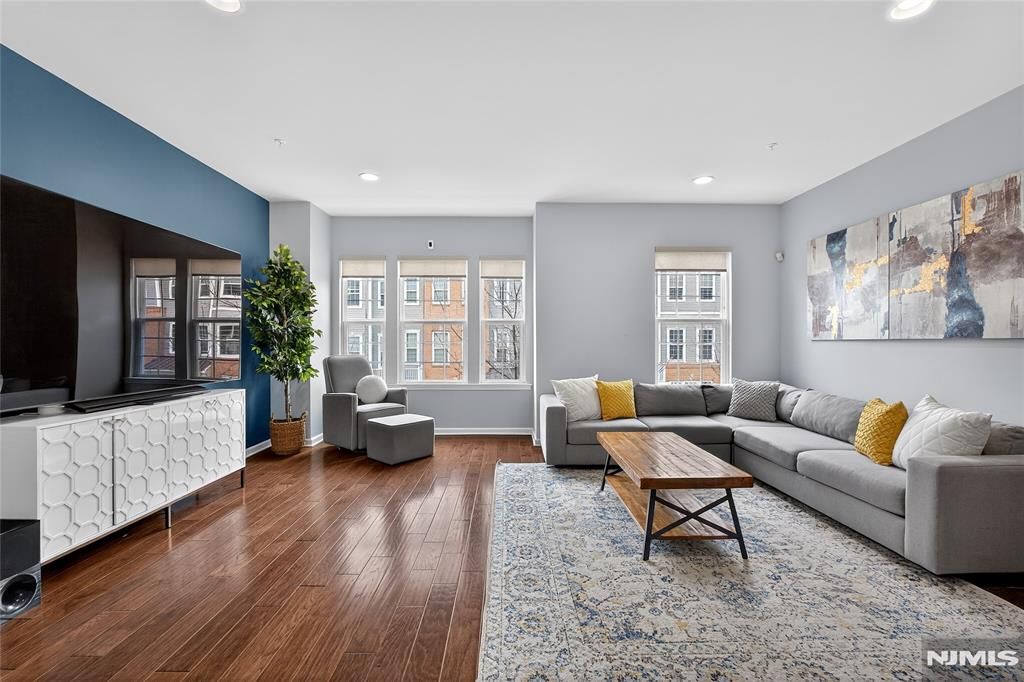 56 Wesmont Drive, Wood Ridge, NJ 07075