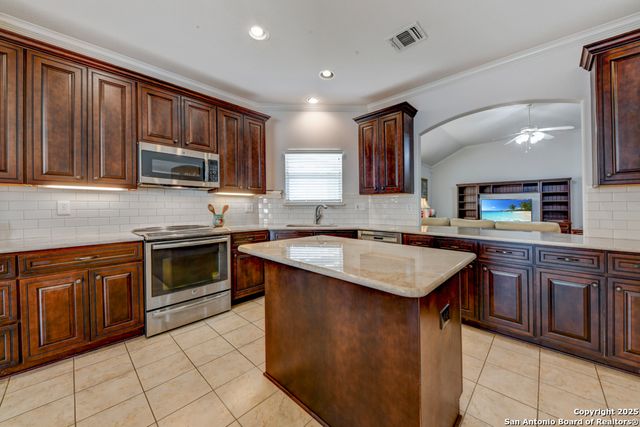 7519 Eagle Ledge, San Antonio, TX 78249