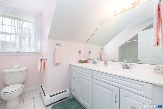 11 Sheldon Lane, Litchfield, CT 06759