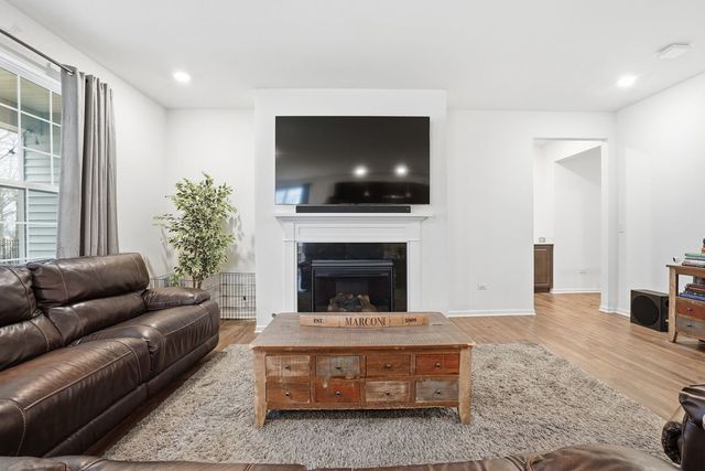 14920 W Carver Crossing, Manhattan, IL 60442