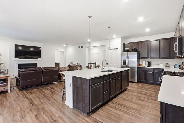 14920 W Carver Crossing, Manhattan, IL 60442