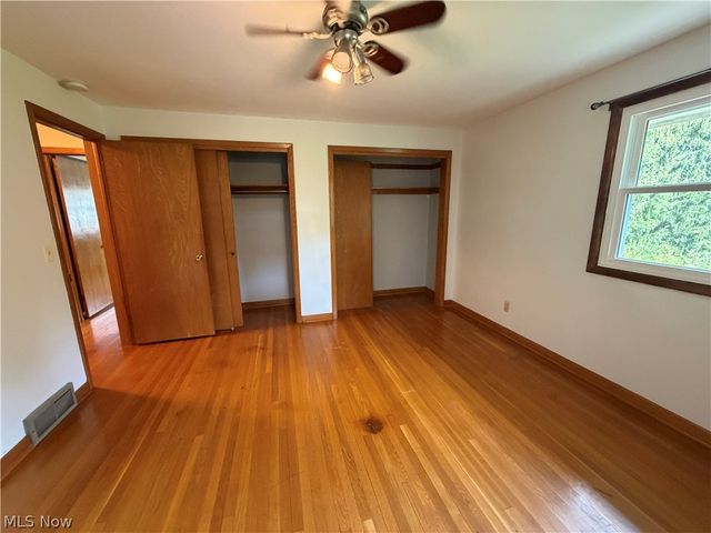 144 Everhard Road SW, North Canton, OH 44709