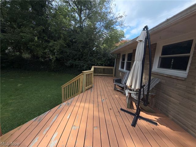 144 Everhard Road SW, North Canton, OH 44709