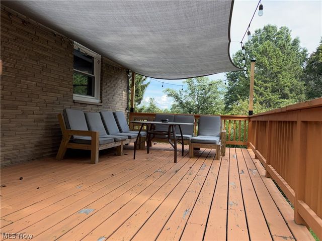144 Everhard Road SW, North Canton, OH 44709