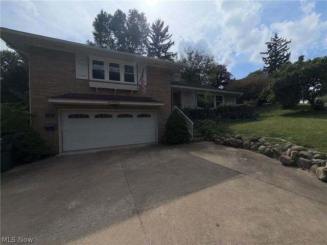 144 Everhard Road SW, North Canton, OH 44709