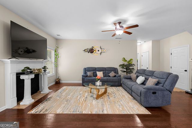 109 Briandwood Drive, Newnan, GA 30265