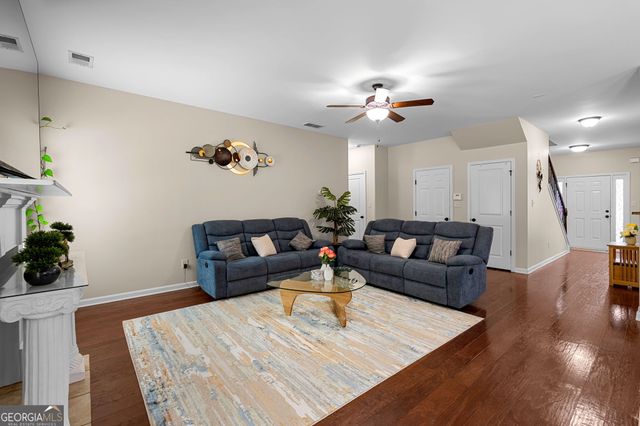 109 Briandwood Drive, Newnan, GA 30265